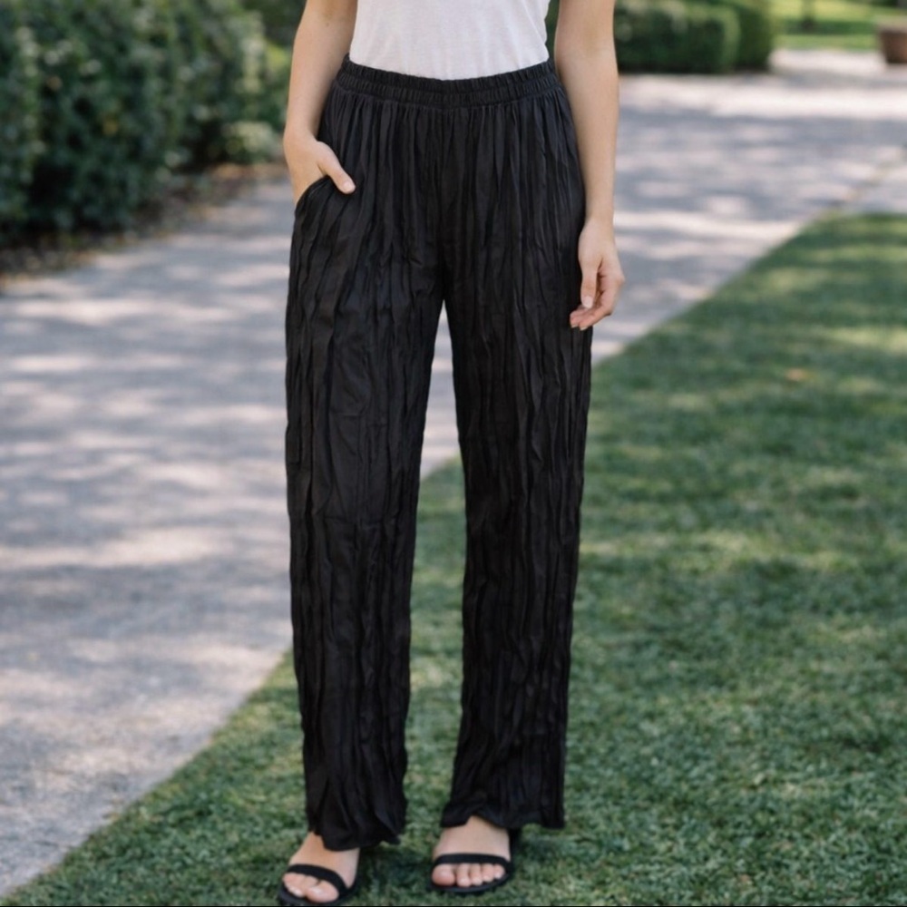 Boa because of Alice Black Pleated silky Pull On Pants Size Medium 23751 - Picture 2 of 12